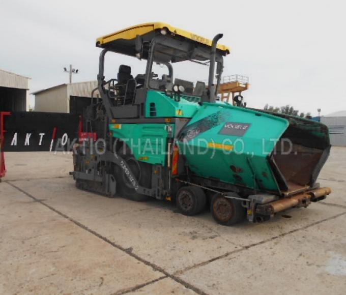 ASPHALT  PAVER