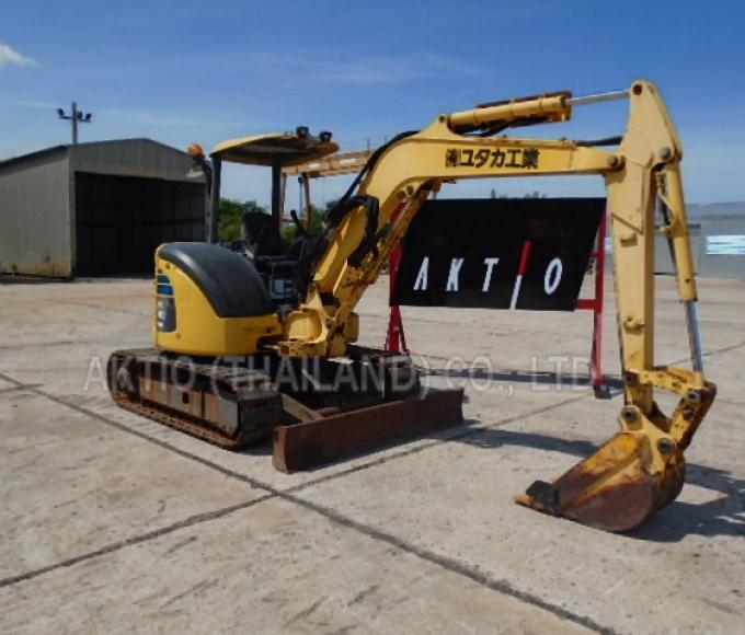 MINI EXCAVATOR