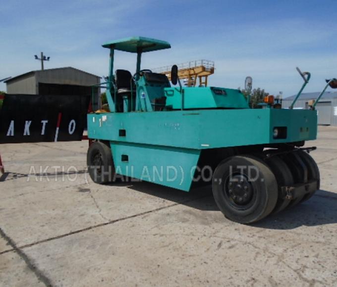 TIRE  ROLLER